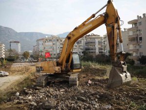 Mahmutlar Ahmet Yatmaz Caddesi Sahil Yoluna Bağlanıyor
