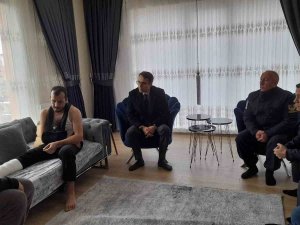 Kaymakam Yılmaz Depremzede Aileleri Ziyaret Etti