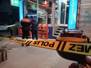 Kağıthane’de Tekel Bayine Silahlı Saldırı Anı Kamerada