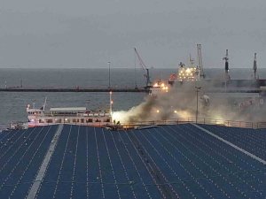 Tekirdağ’da Denizdeki Feribot Yangınında 30 Kişi Dumandan Etkilendi
