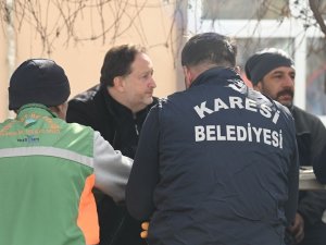 Başkan Orkan: “Balıkesir Olarak Depremzedelerin Hizmetindeyiz”