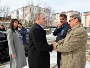 Vali Öner’den Depremzede Ailelere Ziyaret