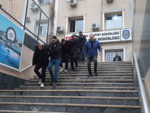 İ̇stanbul’da 2 Milyon Lira Vurgun Yapan Dolandırıcılık Çetesi Çökertildi