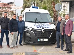 Deprem Bölgesine 2 Ton Balık Gönderdiler