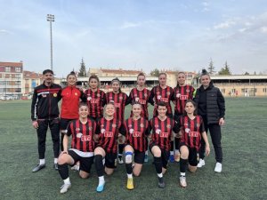 Es-es Hazırlık Maçında Güldü