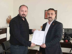 Bbp Karaman İ̇l Başkanı Mesut Soyfidan Mazbatasını Aldı