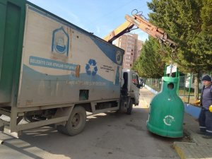 İ̇zmit’te Her Ay 30 Ton Cam Atık Dönüştürülüyor