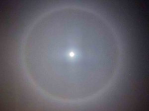 Elazığ’da Ay Halesi Oluştu