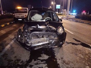 Kırmızı Işık İhlali Kaza Getirdi: 2 Yaralı