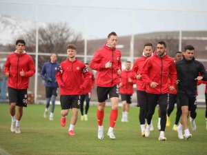 Sivasspor, Fatih Karagümrük Maçının Taktiğini Çalıştı