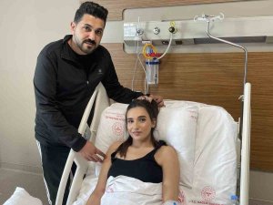Yıkılan 13 Katlı Binadan Kurtulan Genç Kadına Doğum Günü Sürprizi