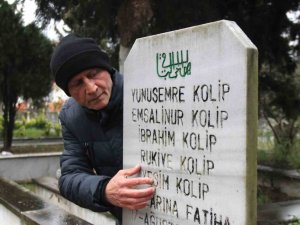 Aynı Acıyı Tam 24 Yıldır Yaşıyorlar, 11 Mezar Yan Yana