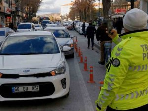 Aksaray’da 1 Ayda 650 Araca Hatalı Parktan Cezai İşlem Uygulandı
