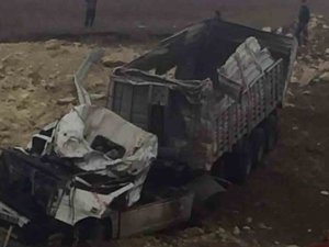 Siirt’e Tır Uçuruma Yuvarlandı: 1 Ölü