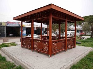 Ayvalık Belediyesi’nden Sanayi Bölgesinde Sosyal Alanlar Ve Kamelyalar