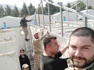 Güvenlik Korucuları Deprem Bölgelerindeki Çalışmalarını Sürdürüyor