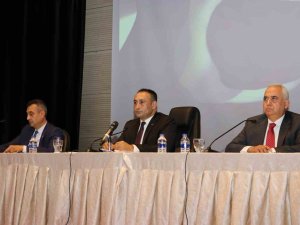 Toroslar Belediye Meclisinin Gündemi ’Deprem’ Oldu