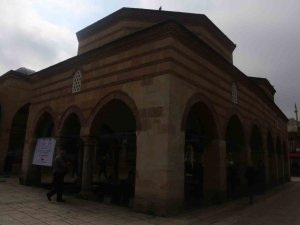 Tarihi Nasrullah Cami Yeniden İbadete Açıldı