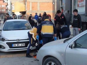 Çorum’da İki Otomobil Çarpıştı: 3 Yaralı