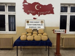 Van-i̇ran Sınırında 100 Kilo Toz Esrar Ele Geçirildi