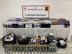 Yolcu Otobüsünde Çok Sayıda Gümrük Kaçağı Malzeme Ele Geçirildi