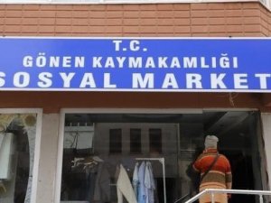 Gönen’de Sosyal Market Açıldı