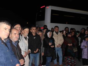 Bolu’dan Kutsal Topraklara 35 Kişilik Umre Kafilesi Uğurlandı