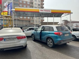 Çamur Yağdı, Araç Şoförleri Oto Yıkamalarda Sıra Oluşturdu