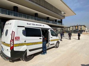 Konya’da Üzerine Duvar Devrilen İşçi Yaralandı