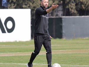 Tuna Üzümcü, Altay’ın Başında İlk Maçına Çıkacak