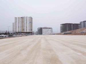 Artuklu’da Yaklaşık 1000 Araçlık Otopark Hizmete Girdi