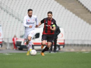 Sivasspor, Ligde 11. Yenilgisini Aldı