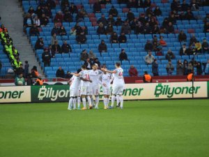 Spor Toto Süper Lig: Trabzonspor: 1 - Ümraniyespor: 2