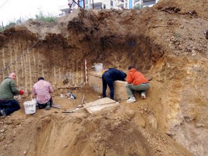 Mudanya’da Pazaryeri İnşaatından Lahit Çıktı