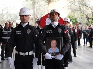 Aydınlı Şehit Polis Canoluk Son Yolculuğuna Uğurlandı