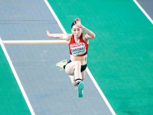 37. Avrupa Salon Atletizm Şampiyonası’nda Kadınlar 3 Adım Atlama Finalinde Tuğba Danışmaz, 14.31 M’lik Derecesiyle Altın Madalya Kazandı.
