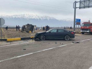 Isparta’da Trafik Kazası: 1 Ölü, 2 Yaralı