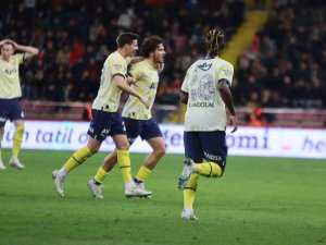 Fenerbahçe’nin Deplasmandaki Yenilmezlik Serisi 5 Maça Çıktı