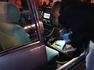İ̇stanbul’da İki Sevgili 5.5 Kilo Uyuşturucu İle Yakalandı
