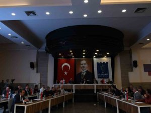 Kuşadası’nda Yeni Binalara Sismik İzolatör Zorunluluğu Geliyor