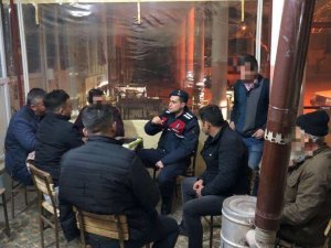 Jandarma 6 Mahallede Vatandaşları Bilgilendirdi