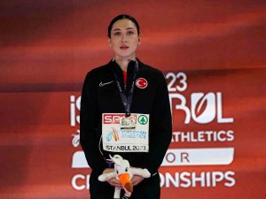 Avrupa Şampiyonu Milli Sporcu Tuğba Danışmaz Altın Madalyasını Aldı