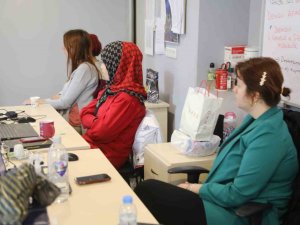 Saha Çalışanlarına Psikolojik İlk Yardım Destek Eğitimi