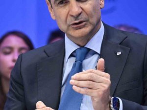 Yunanistan Başbakanı Miçotakis’ten Özür Paylaşımı: "İ̇nsan Hatasının Arkasına Saklanamayız"