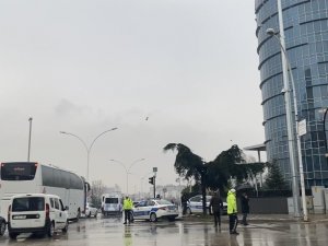 Bursa Polisi Maç Öncesi Olaylara İzin Vermedi