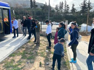 Mobil Diş Kliniği Depremzedelere Hizmet Vermeye Başladı