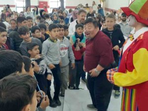 Samsat’ta Depremzede Çocuklar İçin Eğlence Programı Düzenlendi