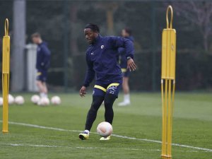 Fenerbahçe, Sevilla Maçı Hazırlıklarına Başladı