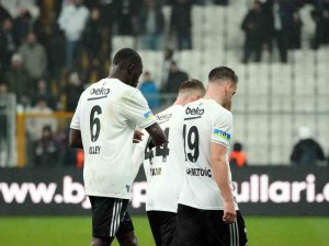 Beşiktaş’ta Yeni Transferler İlk Kez Forma Giydi