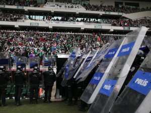 Bursaspor-amed Sportif Faaliyetler Maçı Sonrası 7 Kişi Gözaltına Alındı